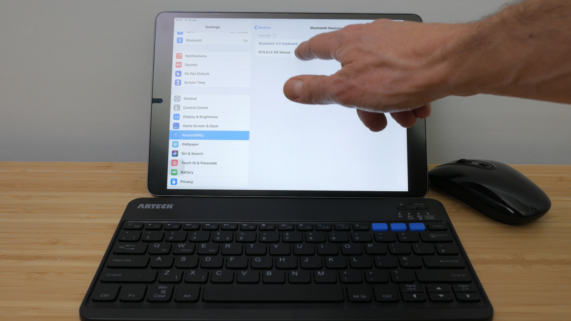Best budget Bluetooth keyboard for iPad? Arteck HB220B review Most