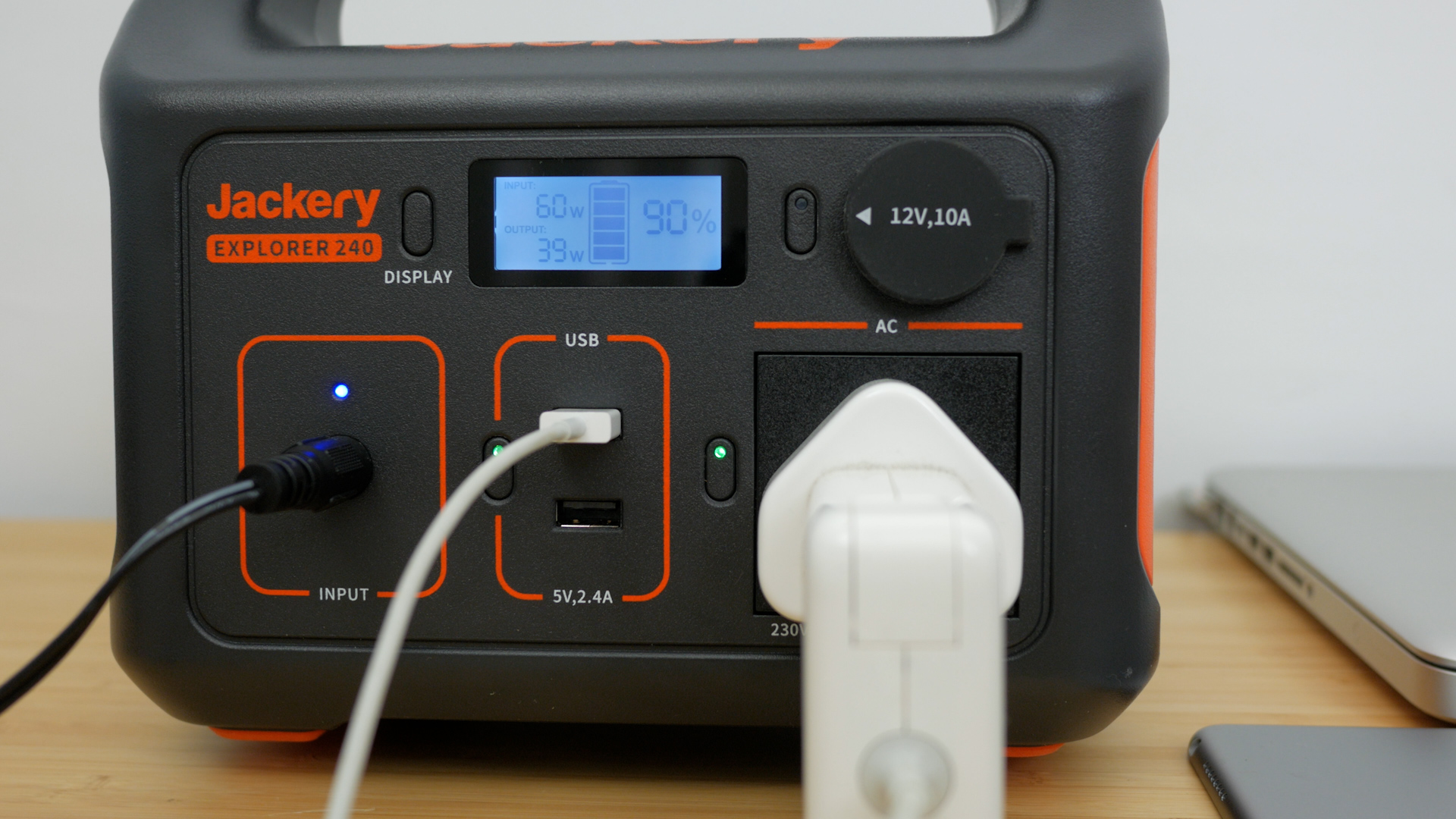 Jackery Portable Power Station Explorer 240 review